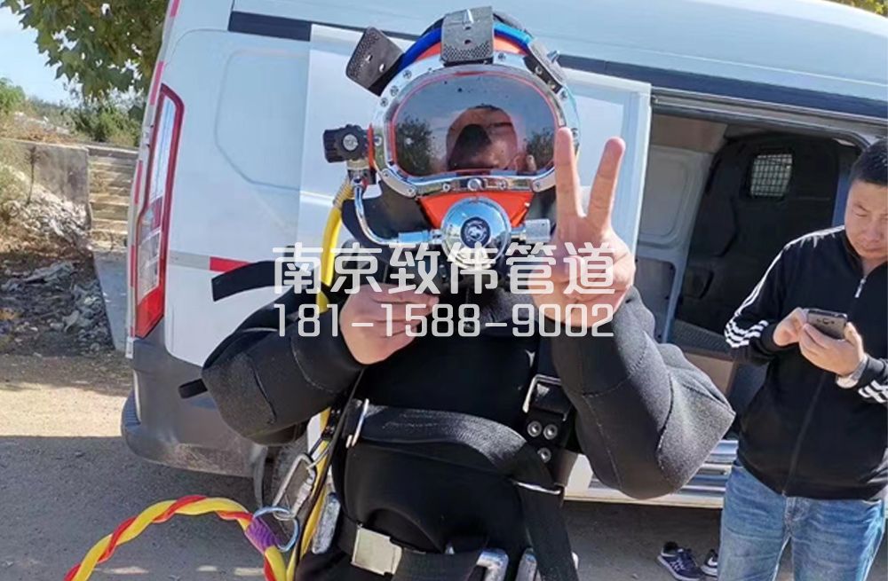 356鼓楼沉淀池清底